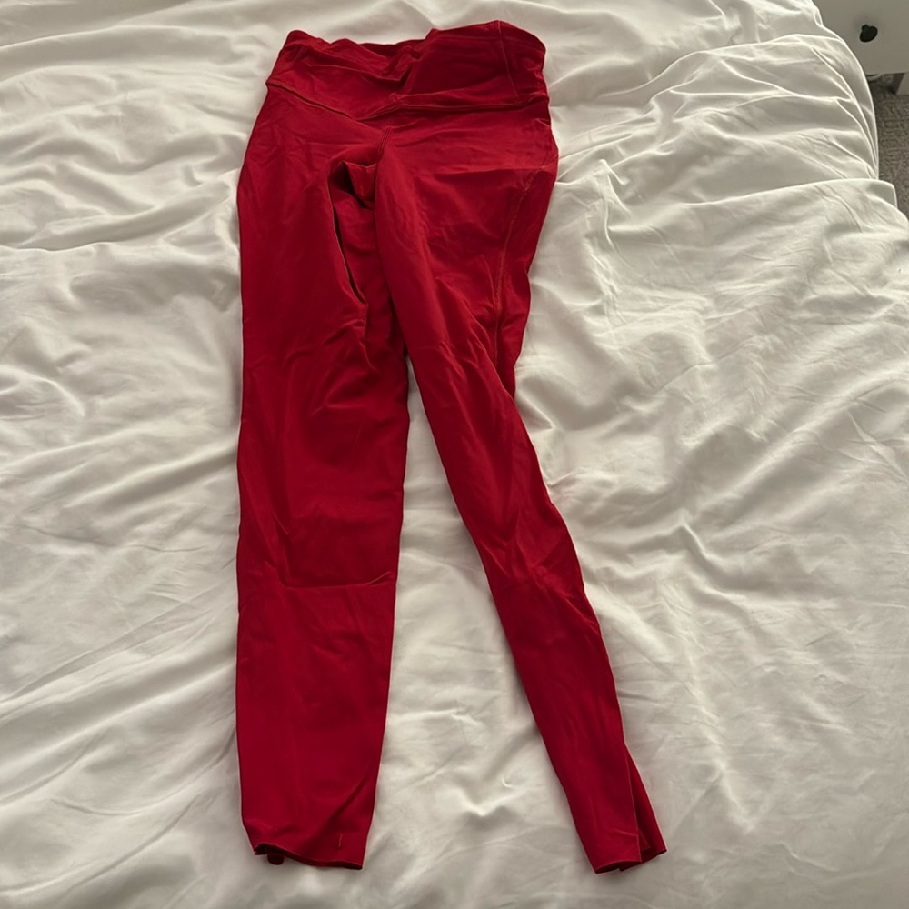 Lululemon base pace 25